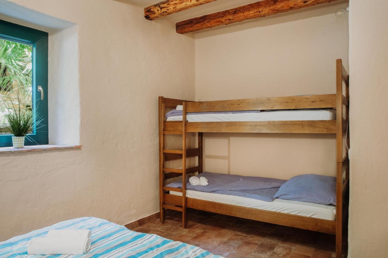 Apartmaji Pajer *